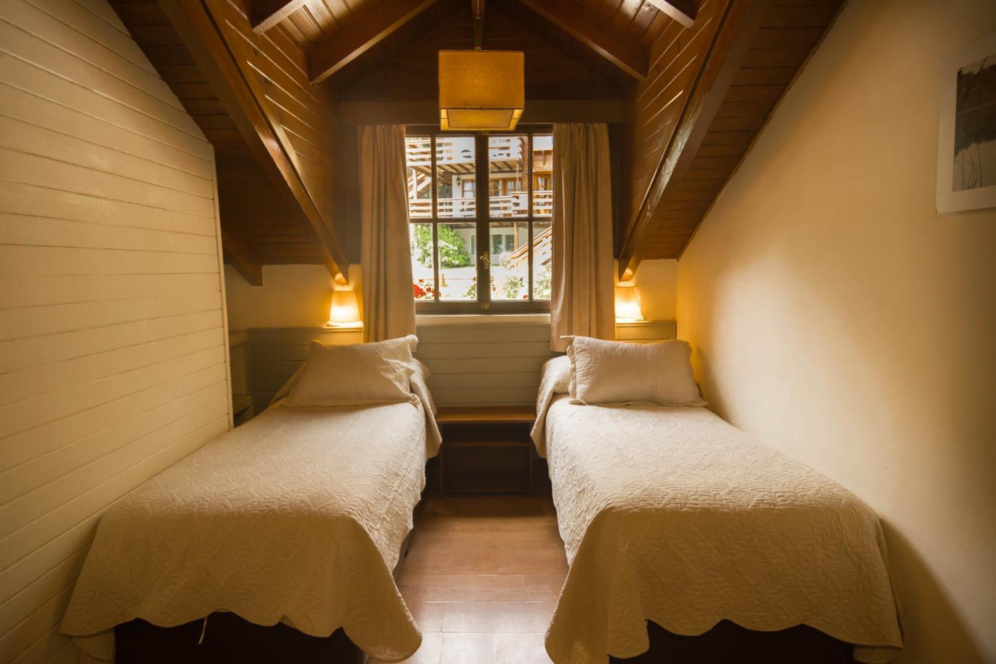 Pailahue Cabanas Lodge San Carlos de Bariloche Luaran gambar